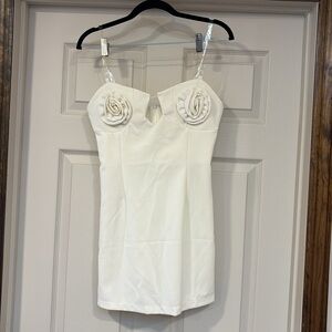 Floral appliqué mini cream dress